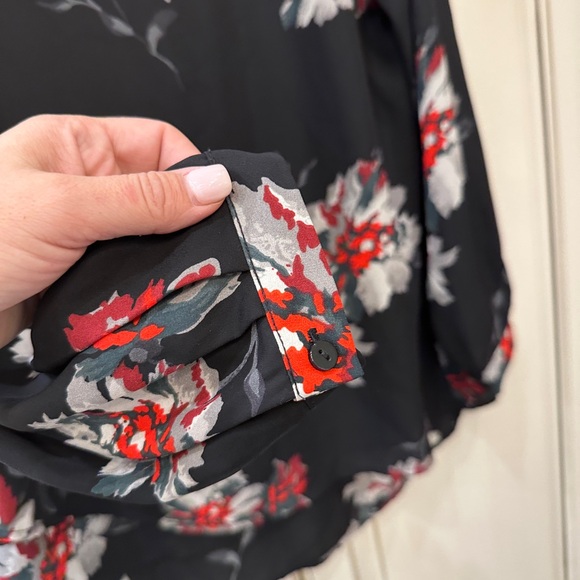 Floral Black and Red Women's Top - Picture 2 of 6